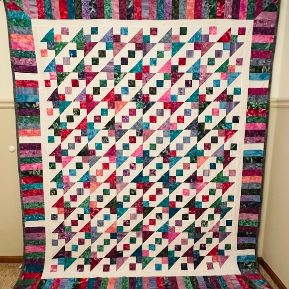 Colorful Patchwork Quilt - Picture 2 of 12